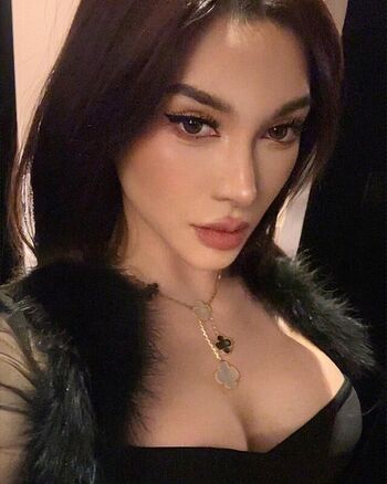 Full leaked Xialan private photo