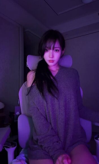 Full leaked Xiaogualu private onlyfans photo