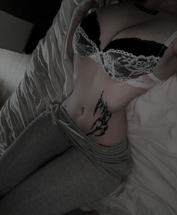 Full leaked Xiavampire private photo