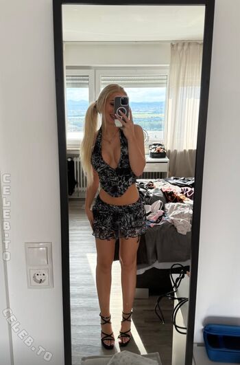 Full leaked Xlaura m private photo