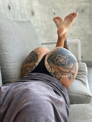 Full leaked Xlucy private onlyfans photo