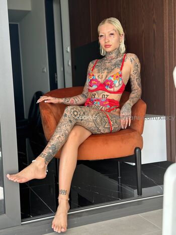 Full leaked Xlucy private onlyfans photo