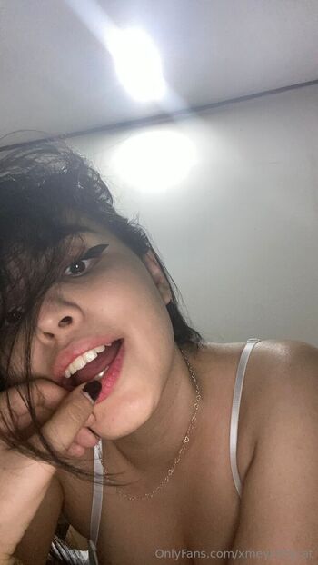 Full leaked Xmeykittycat page private photo