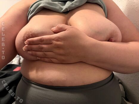 Full leaked Xmilfx private onlyfans photo