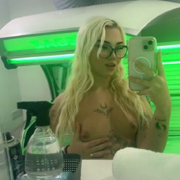 Full leaked Xobabyirdxo private photo