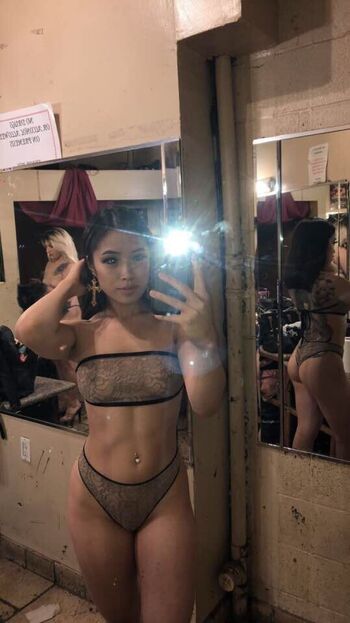 Full leaked Xochrissyle private onlyfans photo