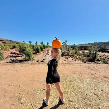 Full leaked Xodesiiiii private onlyfans photo