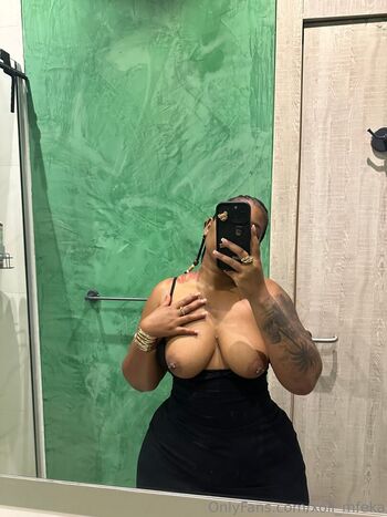 Full leaked Xoli mfeka private photo