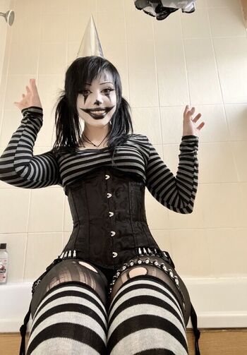 Full leaked Xoreniiiiii private onlyfans photo