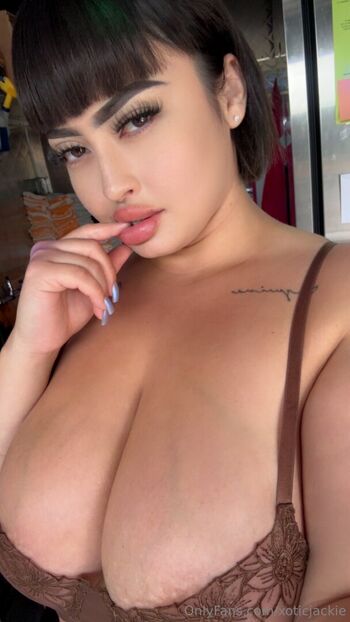Full leaked Xoticjackie private photo