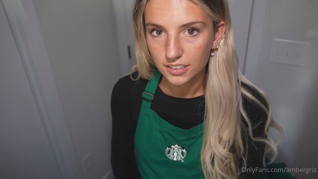 xoxambs / favoritelittlesecret / ambiebambii_