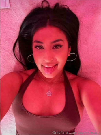 Full leaked Xprincessnx private photo