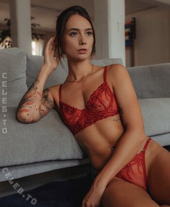 Full leaked Xsimply bellax private photo