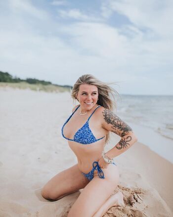 Full leaked Xstellabeex private onlyfans photo