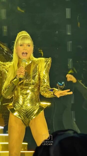 Full leaked Xuxa meneghel page private photo