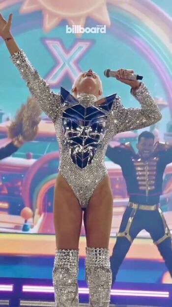 Full leaked Xuxa meneghel page private photo