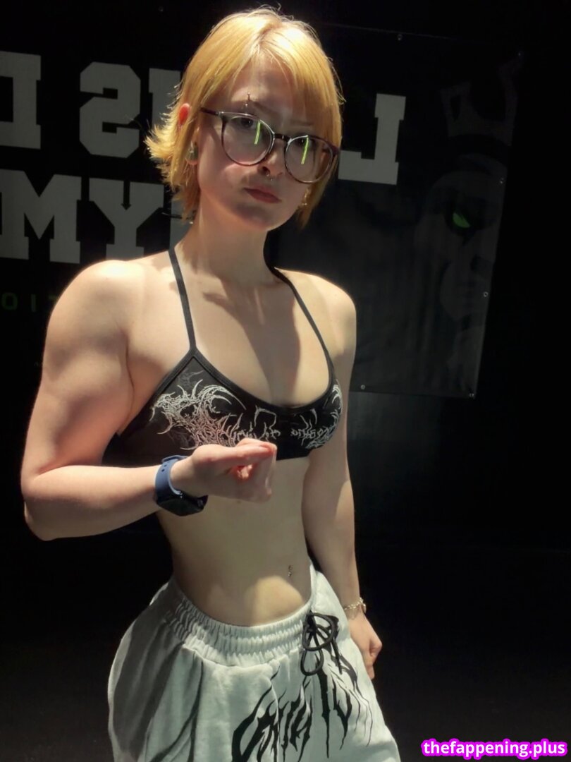 xxiluvkittyz Çıplak OnlyFans Fotoğrafı #4