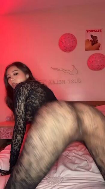 Full leaked Xxmahlia private photo