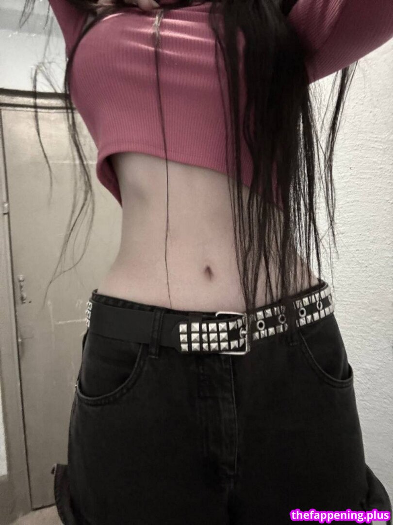 xxquru Nude OnlyFans Photo #2