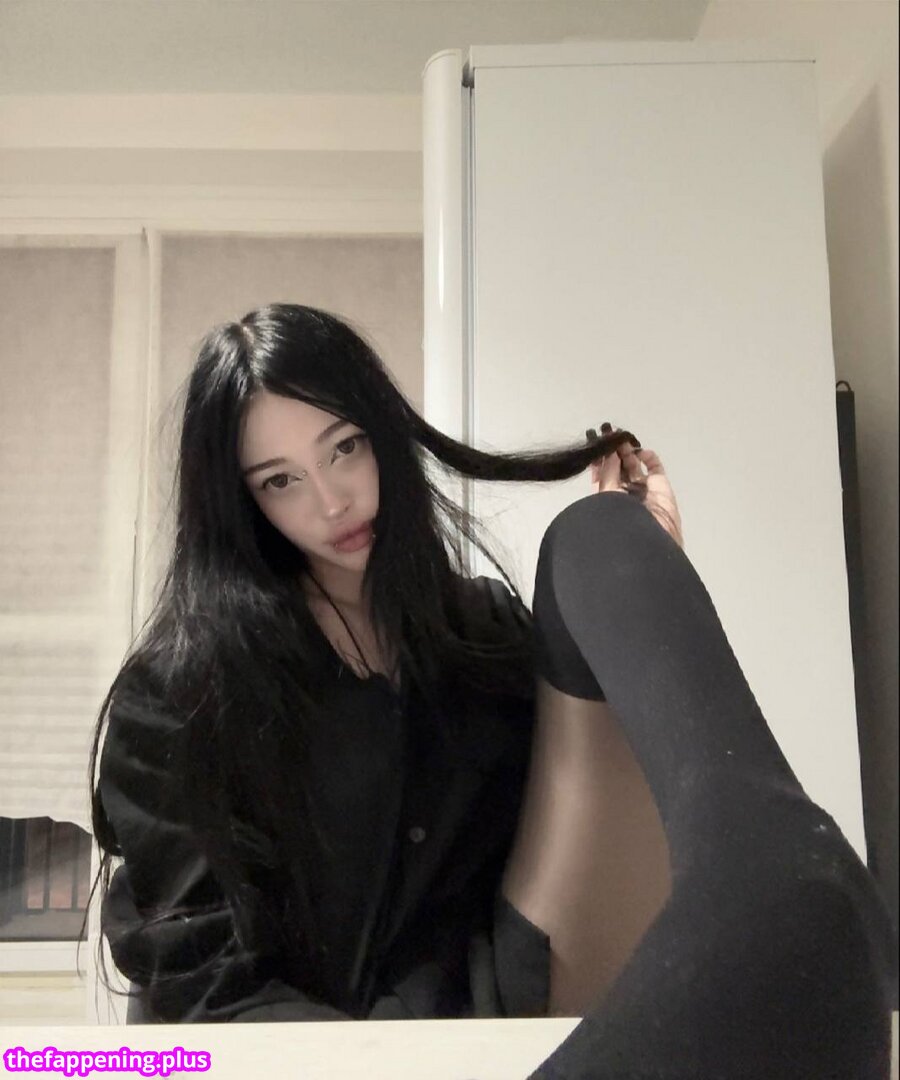 xxquru Nude OnlyFans Photo #3