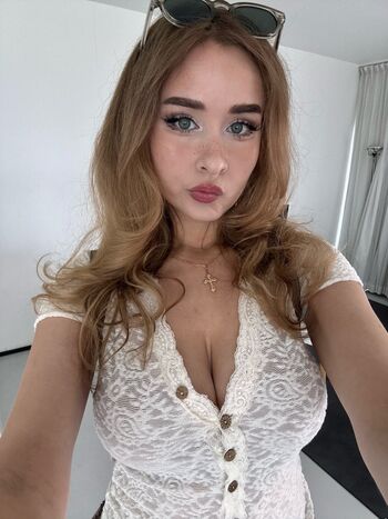 Full leaked Yaboielina private photo
