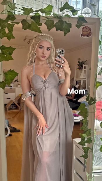 Full leaked Yaboielina private photo