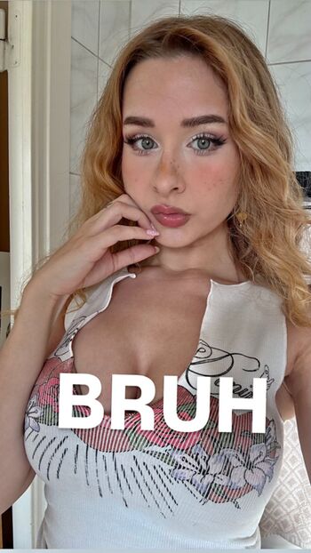Full leaked Yaboielina private photo