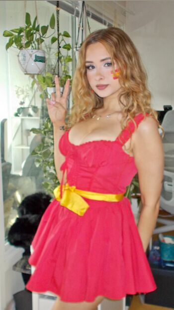 Full leaked Yaboielina private photo