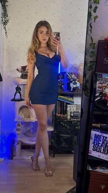 Full leaked Yaboielina private photo
