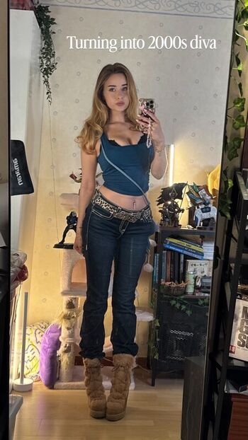 Full leaked Yaboielina private photo