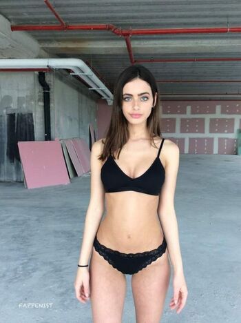 Full leaked Yael shelbia page private onlyfans photo