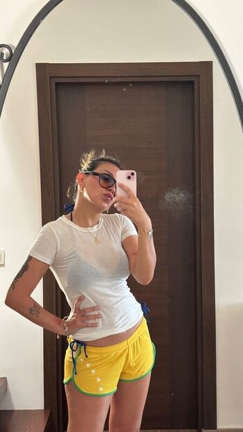 Full leaked Yagmur dilaveroglu private photo