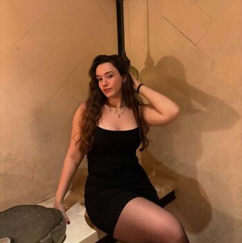 Full leaked Yagmur simsek private onlyfans photo