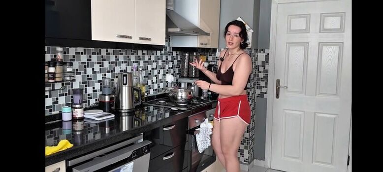 Full leaked Yagmur simsek private photo