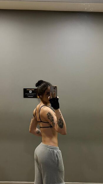 Full leaked Yai oficial private photo