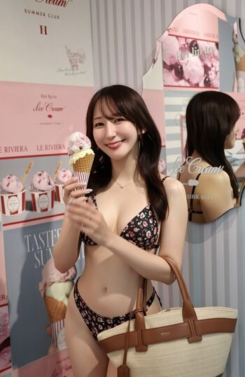 Full leaked Yakko private photo