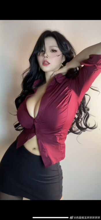 Full leaked Yangyuhuan private photo