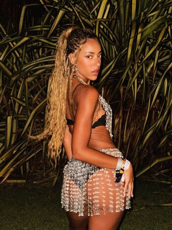 Full leaked Yara charry page private onlyfans photo