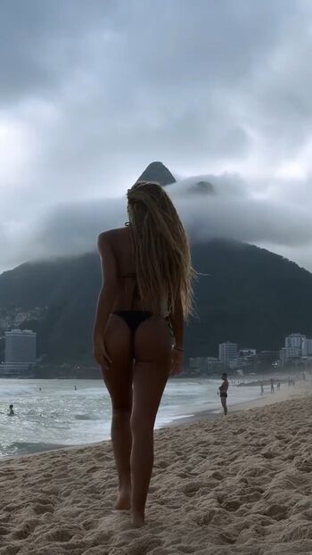 Full leaked Yara charry private onlyfans photo