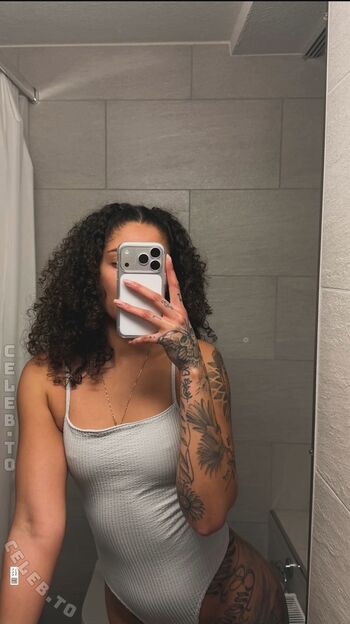 Full leaked Yara issy private onlyfans photo