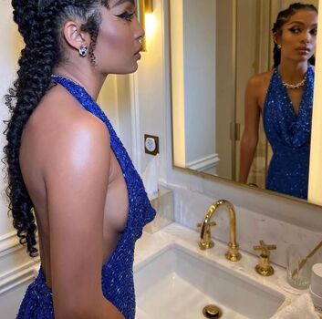Full leaked Yara shahidi private photo