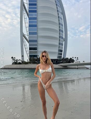 Full leaked Yaraline private onlyfans photo