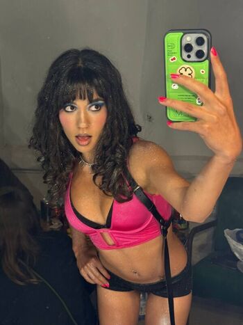 Full leaked Yashankulova private photo