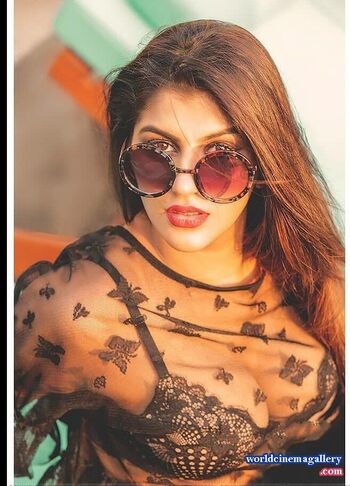 Full leaked Yashika anand private photo