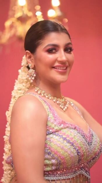 Full leaked Yashika anand private photo