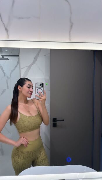 Full leaked Yasi alba private onlyfans photo