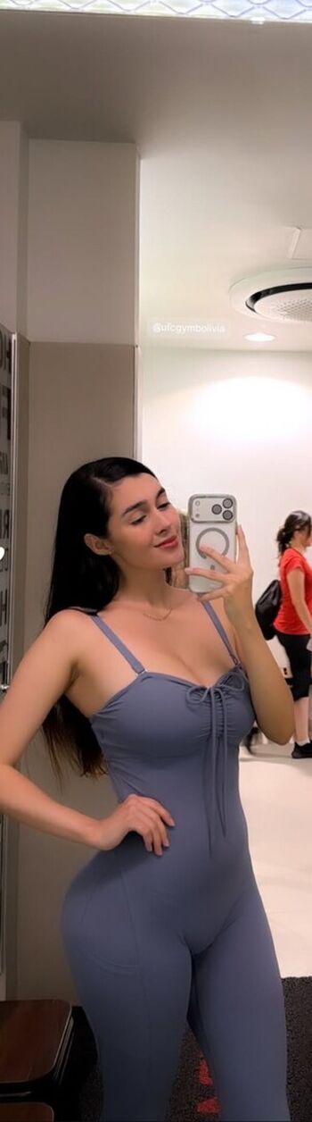 Full leaked Yasi alba private onlyfans photo