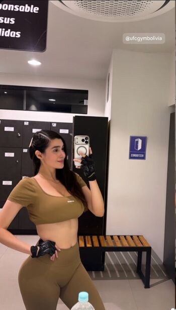 Full leaked Yasi alba private onlyfans photo