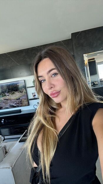 Yasmila Mendeguia
