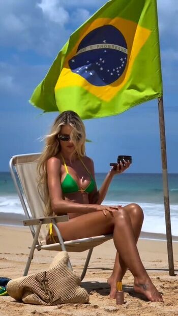 Full leaked Yasmin brunet private photo